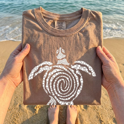 Sea Turtle Graphic T-Shirt